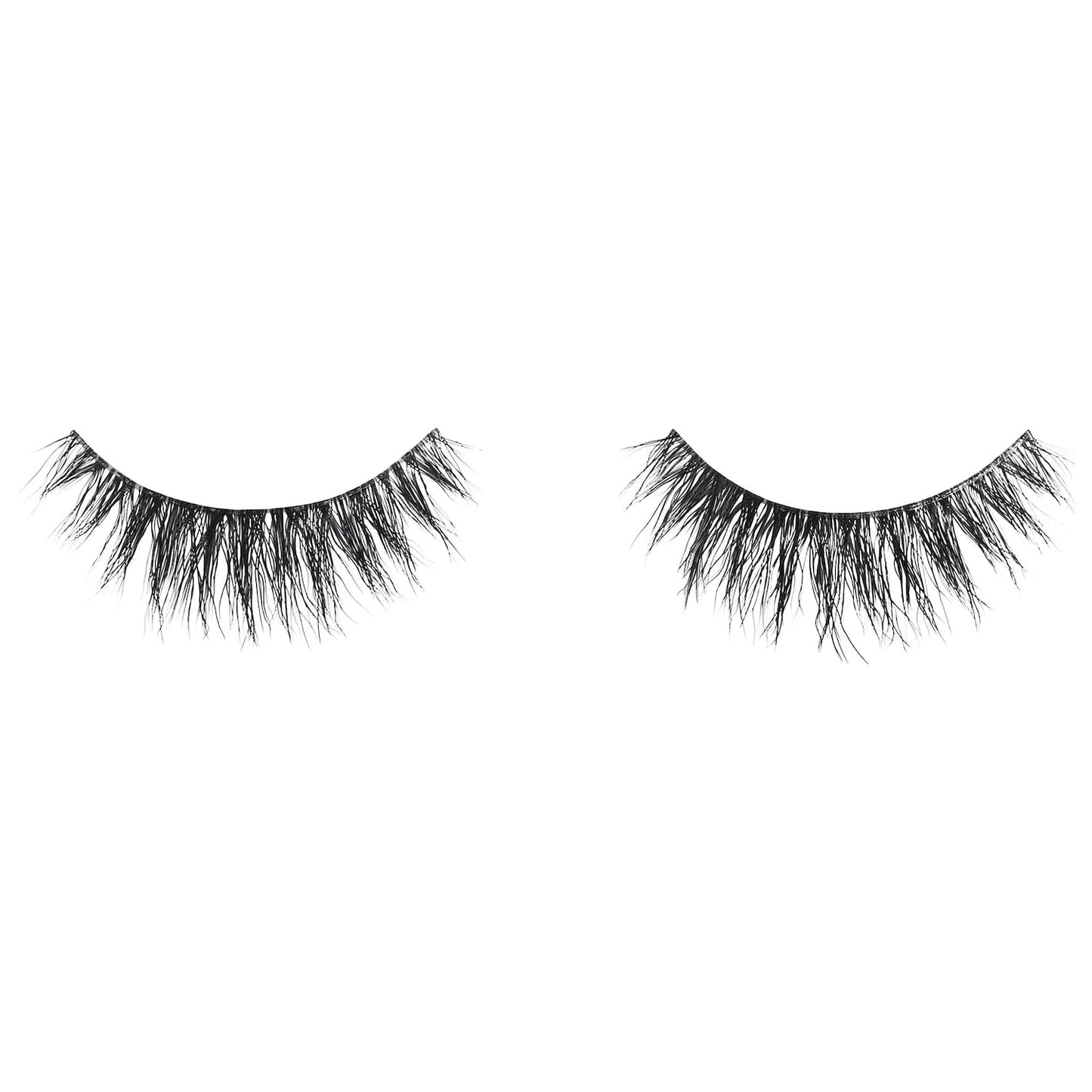 Sephora collection weightless false eyelashes - sweet & subtle - a medium-length criss-cross lash for a subtle yet striking effect.