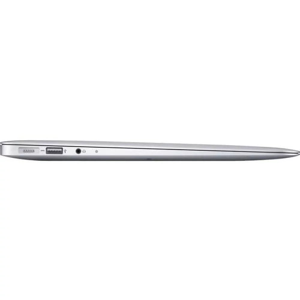 Apple macbook air 13-inch (i5 1.6ghz, 128gb ssd) (early 2015, mjve2ll/a) - silver bundle with black zipper sleeve + notebook computer starter kit + cleaning kit (refurbished)