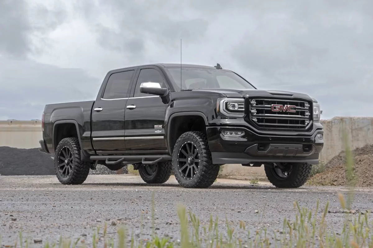 Rough country 3.5" lift kit (fits) 2014-2018 chevy silverado gmc sierra 1500 4wd | n3 loaded struts/shocks | 19432