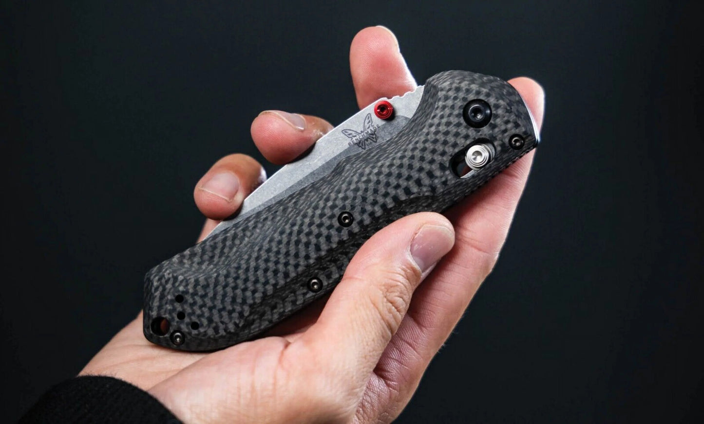 Benchmade 560-03 freek carbon fiber 3.6" drop-point stainless steel blade folding pocket knife