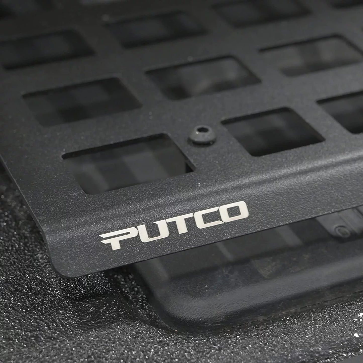 Putco 195020t1 molle - tailgate panel