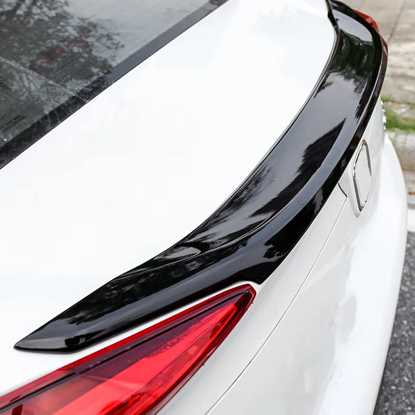 Xotic tech 4dr jdm style glossy black rear trunk lip wing spoiler compatible with honda civic 2016-2021 10th gen